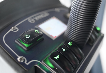 電動(dòng)掃地車 電動(dòng)掃地車